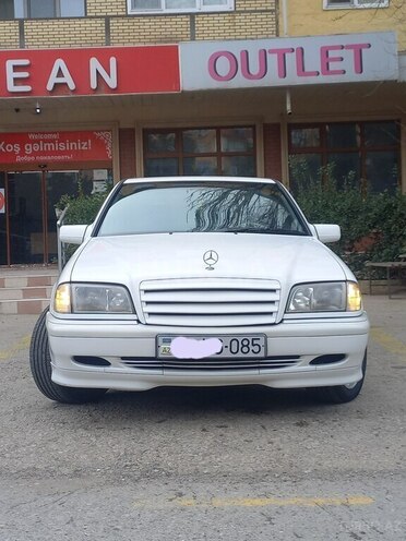 Mercedes C 220 2000, 342,000 km - 2.2 l - Sumqayıt