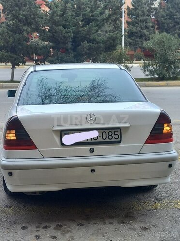 Mercedes C 220 2000, 342,000 km - 2.2 l - Sumqayıt