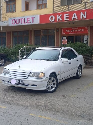 Mercedes C 220 2000, 342,000 km - 2.2 l - Sumqayıt
