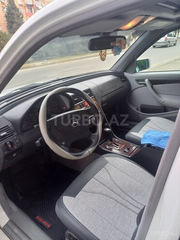 Mercedes C 220 2000, 342,000 km - 2.2 l - Sumqayıt