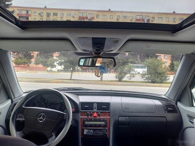 Mercedes C 220 2000, 342,000 km - 2.2 l - Sumqayıt