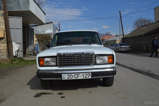 LADA (VAZ) 2107 2006, 85,000 km - 1.6 l - Balakən