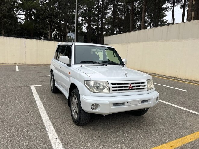 Mitsubishi Pajero io 2000, 312,000 km - 1.8 л - Sumqayıt