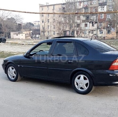 Opel Vectra 1997, 200,000 km - 2.5 л - Sumqayıt