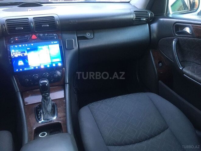 Mercedes C 200 2000, 327,000 km - 2.0 л - Qax