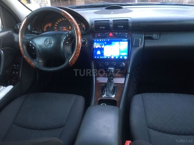 Mercedes C 200 2000, 327,000 km - 2.0 л - Qax