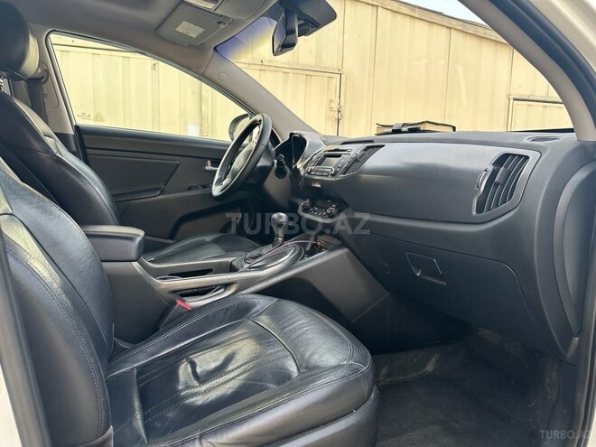 Kia Sportage 2011, 132,000 km - 2.0 l - Gəncə