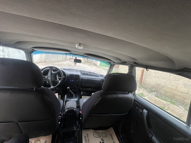 GAZ 31105 2005, 64,000 km - 2.4 l - Bakı