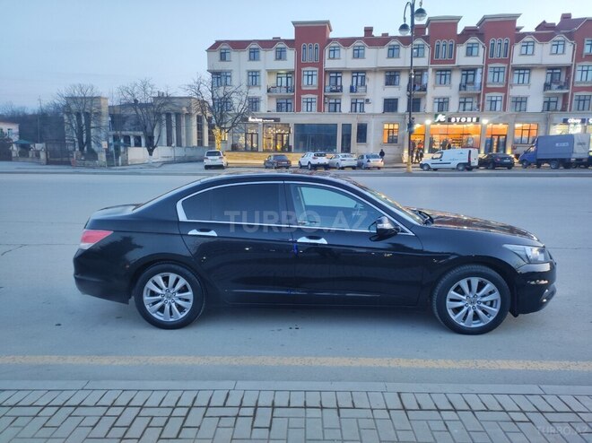 Honda Accord 2011, 267,000 km - 2.4 l - Quba