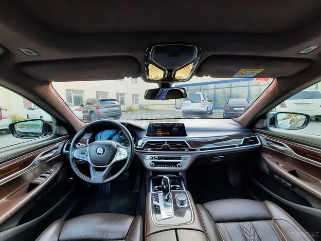 BMW 750 2017, 99,166 km - 4.4 l - Bakı