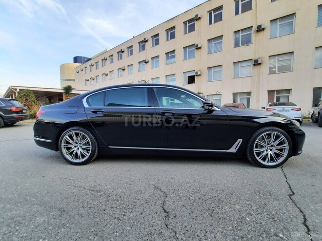 BMW 750 2017, 99,166 km - 4.4 l - Bakı