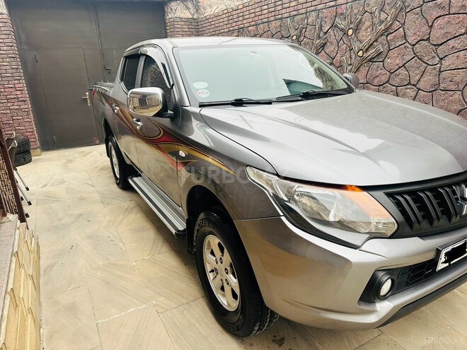 Mitsubishi L200 2016, 153,567 km - 2.5 l - Bakı