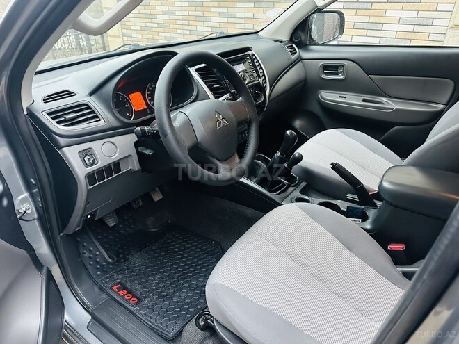 Mitsubishi L200 2016, 153,567 km - 2.5 l - Bakı