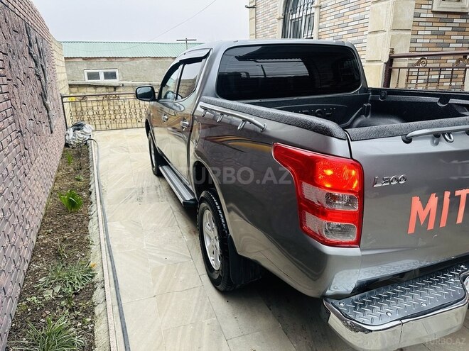 Mitsubishi L200 2016, 153,567 km - 2.5 l - Bakı