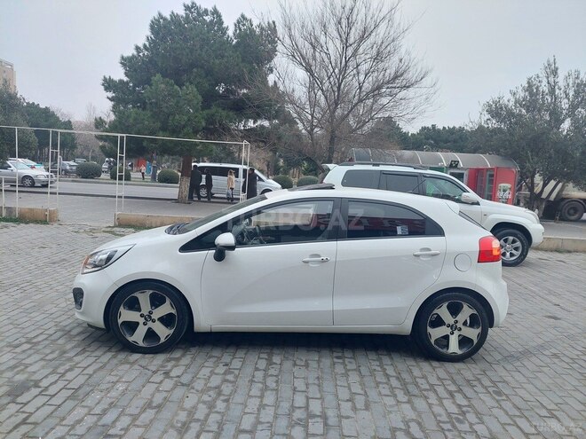 Kia Rio 2014, 193,000 km - 1.6 l - Sumqayıt