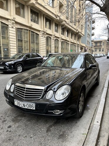 Mercedes E 200 2007, 377,000 km - 2.2 л - Bakı