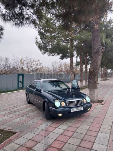 Mercedes E 280 1998, 298,463 km - 2.8 l - Zərdab