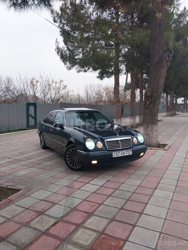 Mercedes E 280 1998, 298,463 km - 2.8 l - Zərdab