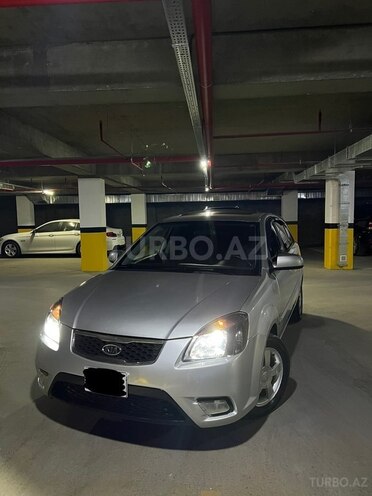 Kia Rio 2010, 214,000 km - 1.6 l - Bakı