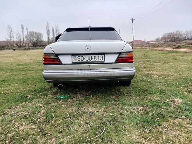 Mercedes E 200 1991, 494,000 km - 2.0 l - Beyləqan