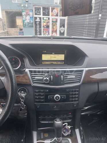 Mercedes E 220 2011, 334,000 km - 2.2 l - Bakı