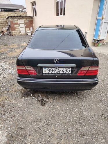 Mercedes E 240 1999, 478,900 km - 2.4 l - Sumqayıt