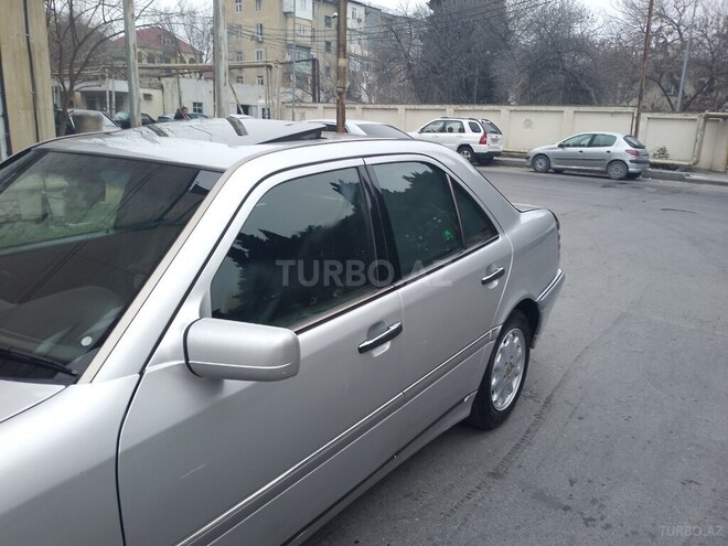 Mercedes C 250 1996, 456,328 km - 2.5 l - Bakı