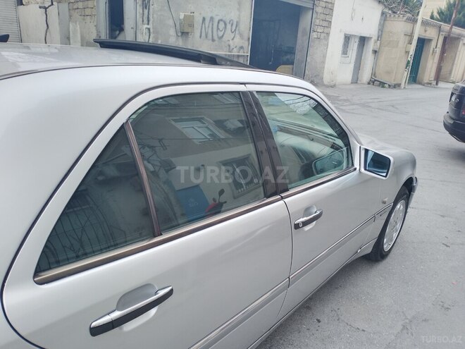 Mercedes C 250 1996, 456,328 km - 2.5 l - Bakı