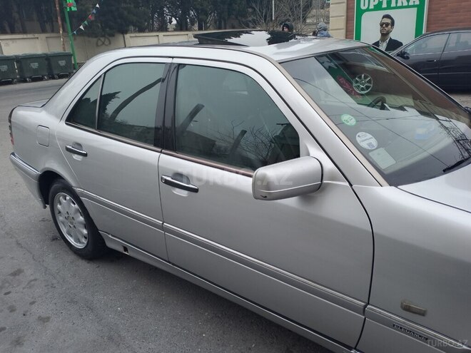 Mercedes C 250 1996, 456,328 km - 2.5 l - Bakı