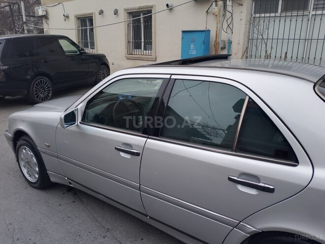 Mercedes C 250 1996, 456,328 km - 2.5 l - Bakı