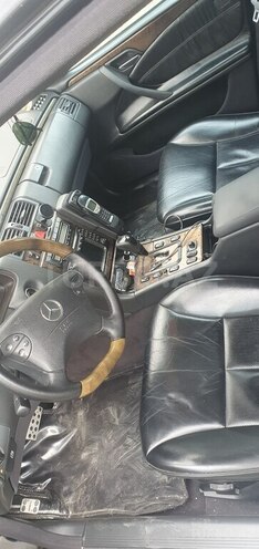 Mercedes E 240 2002, 261,236 km - 2.4 l - Bakı