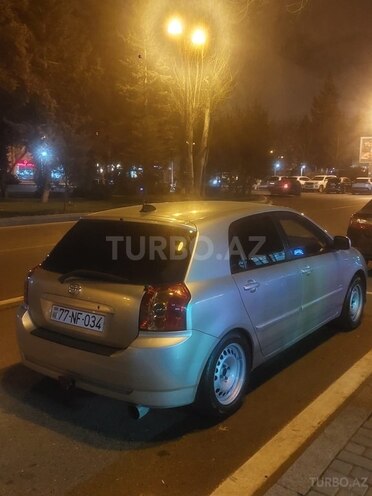 Toyota Corolla 2006, 206,000 km - 1.4 l - Bakı