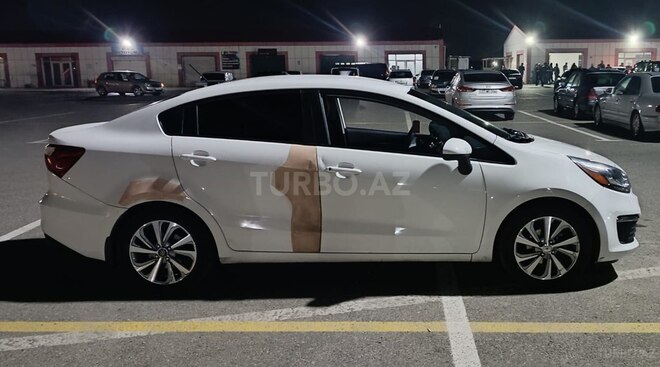 Kia Rio 2016, 170,000 km - 1.6 л - Bakı