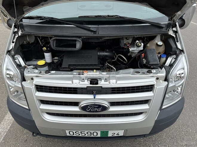Ford Transit 2009, 180,000 km - 2.2 л - Bakı