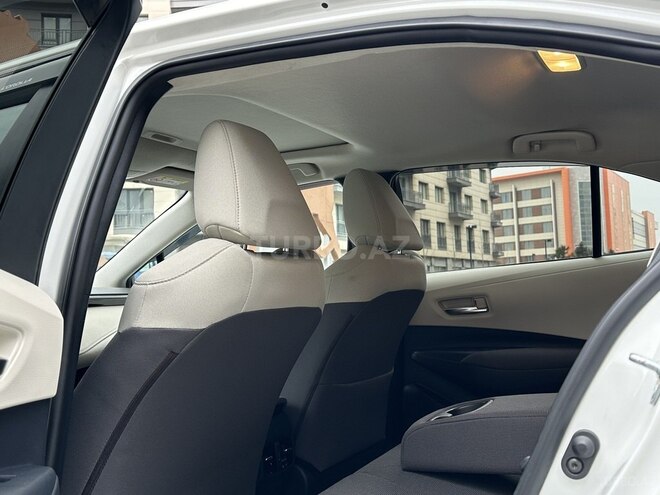 Toyota Corolla 2021, 26,300 km - 1.8 l - Bakı