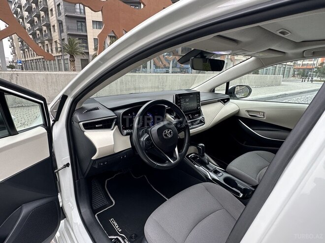 Toyota Corolla 2021, 26,300 km - 1.8 l - Bakı