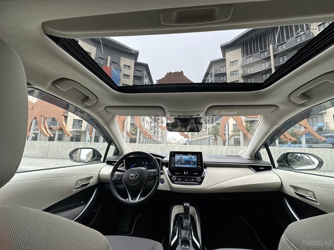 Toyota Corolla 2021, 26,300 km - 1.8 l - Bakı