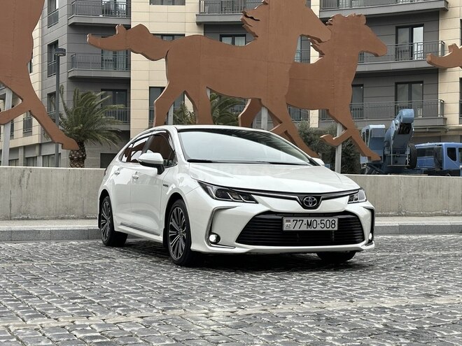 Toyota Corolla 2021, 26,300 km - 1.8 l - Bakı