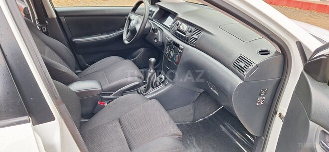 Toyota Corolla 2005, 211,215 km - 1.4 l - Bakı