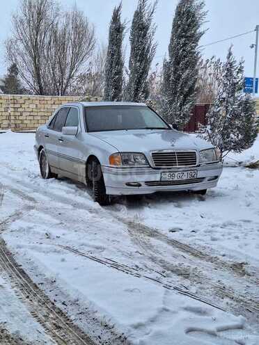 Mercedes C 200 2000, 198,000 km - 2.0 l - Sabirabad