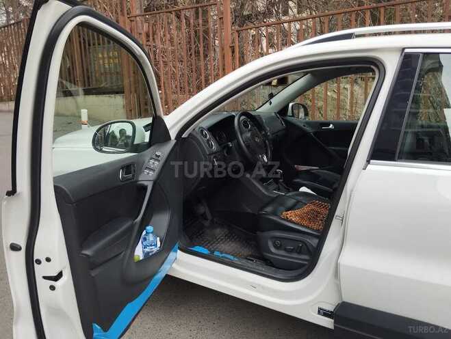 Volkswagen Tiguan 2010, 300,750 km - 2.0 л - Bakı