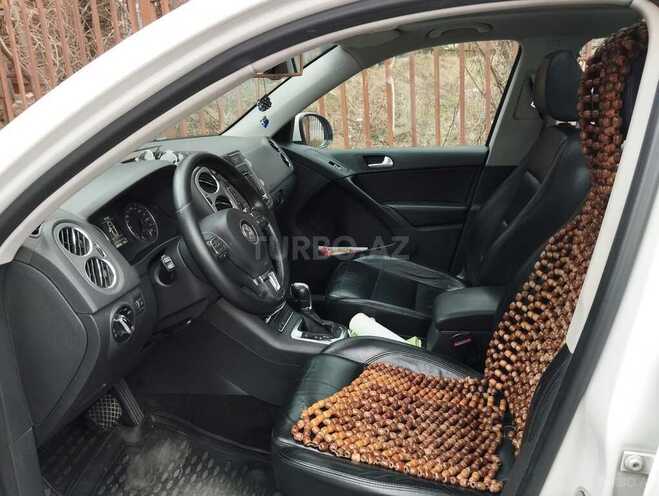 Volkswagen Tiguan 2010, 300,750 km - 2.0 л - Bakı