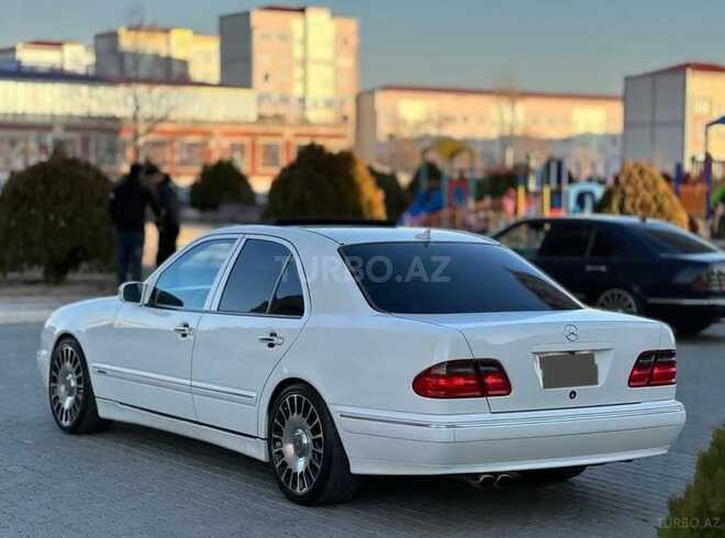 Mercedes E 220 2000, 315,000 km - 2.2 l - Bakı