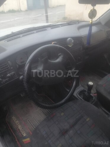 Volkswagen Golf 1998, 239,455 km - 2.0 l - Xırdalan