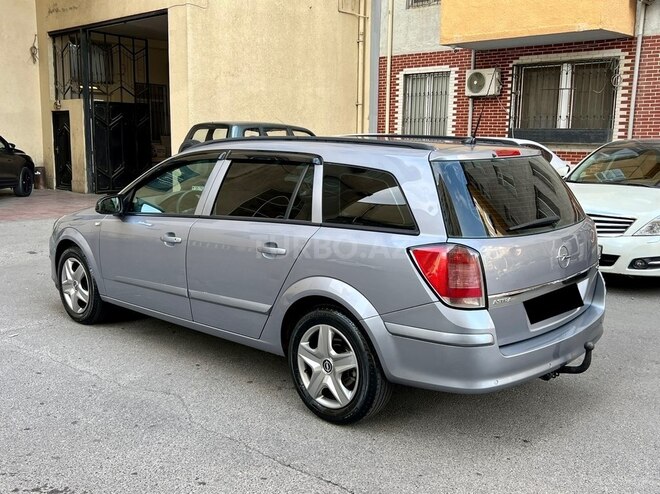 Opel Astra 2006, 196,000 km - 1.3 l - Bakı