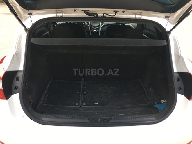 Hyundai Elantra 2012, 241,402 km - 1.8 л - Bakı