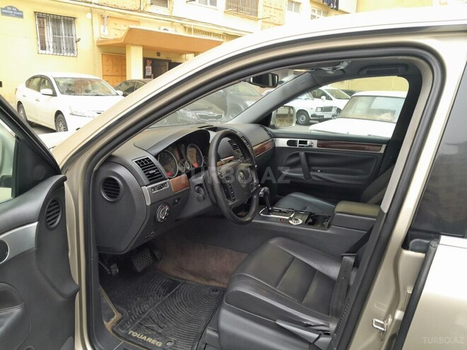 Volkswagen Touareg 2003, 236,000 km - 3.2 l - Bakı