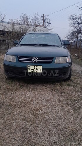 Volkswagen Passat 2000, 232,288 km - 2.0 l - Qəbələ