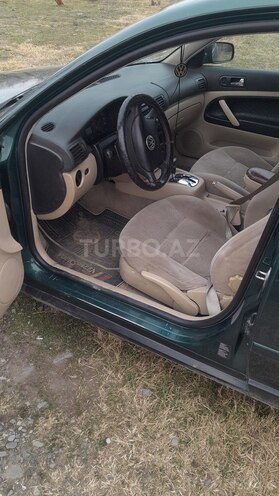 Volkswagen Passat 2000, 232,288 km - 2.0 l - Qəbələ