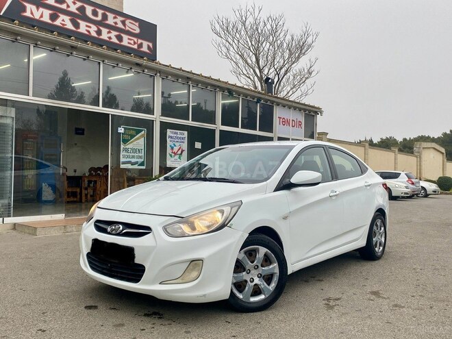 Hyundai Accent 2013, 215,000 km - 1.6 l - Bakı